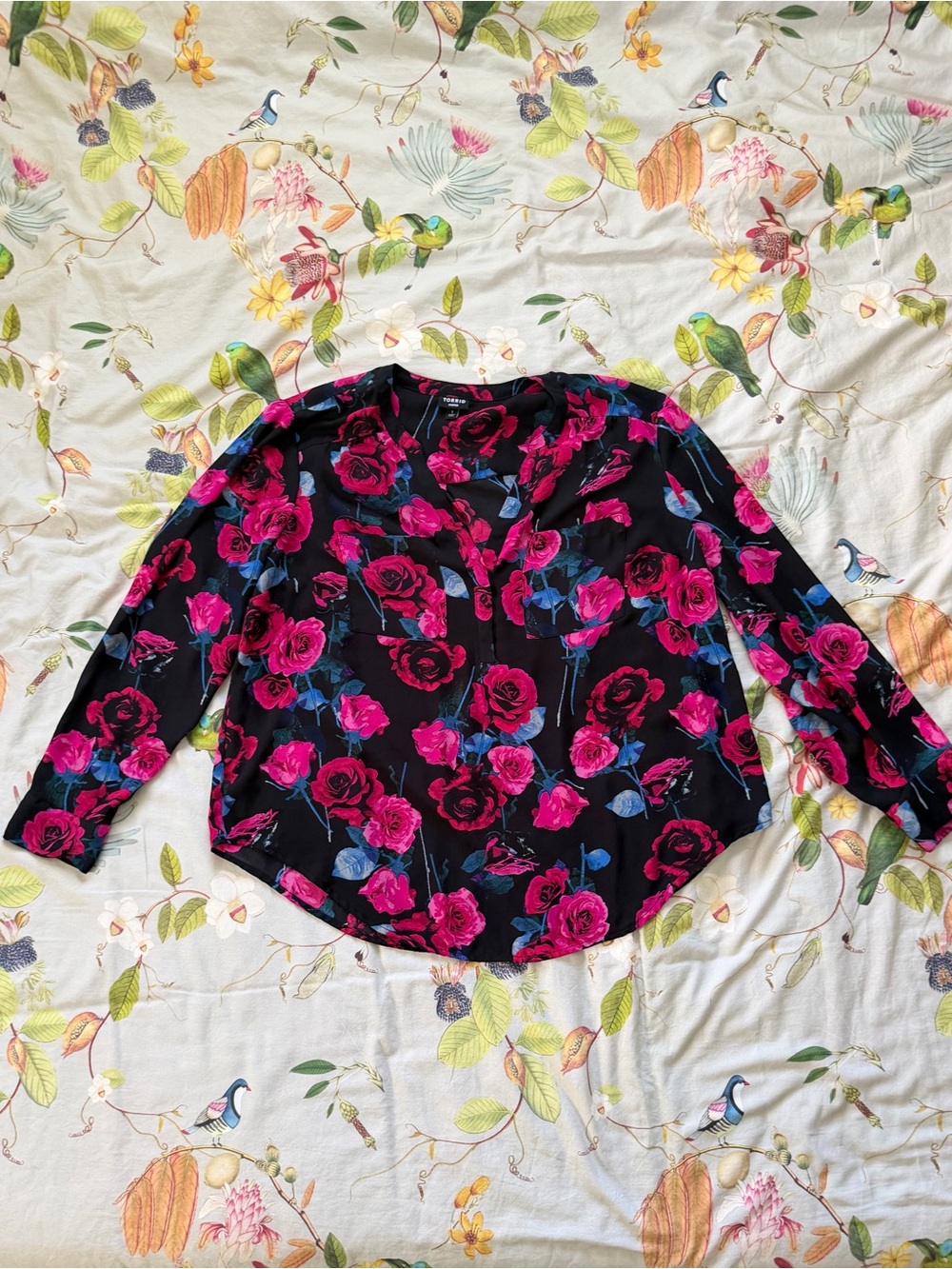 Torrid Harper Black Rose Floral Button Front Blouse Size 1 Plus Size